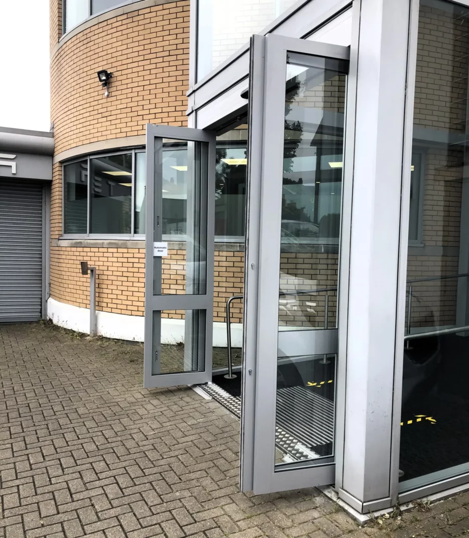 tesla chiswick 5 - webp