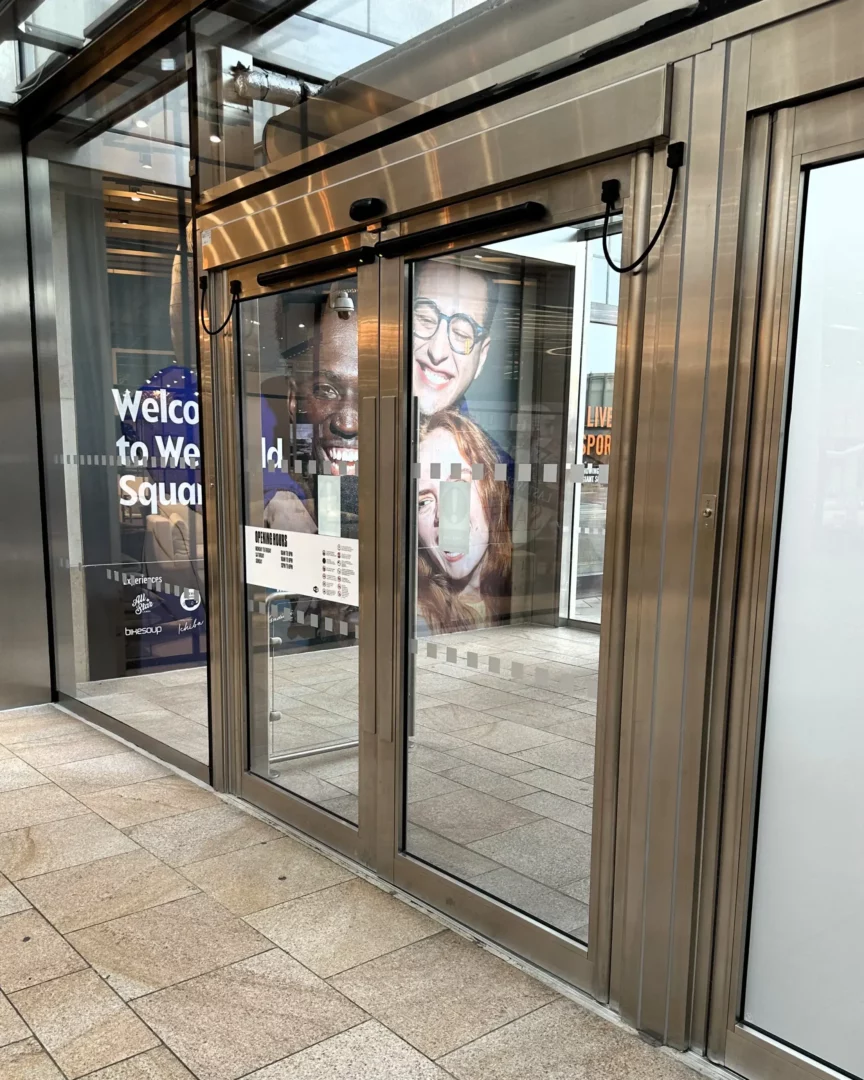 london mall 5 - webp